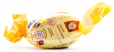 Osterzauber Rum-Traube Edelmarzipan