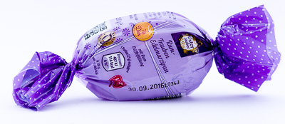 Osterzauber Ananas Edelmarzipan
